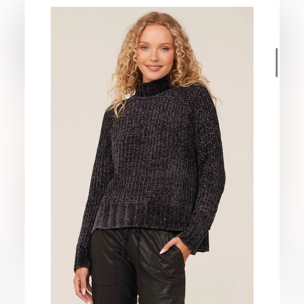 Bella Dahl Chenille Turtle Neck Cozy Sweater in chic Grey/ Purple